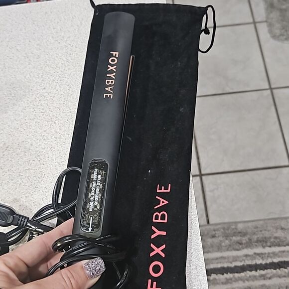 Foxybae digital straightener rose gold flat iron pre owned w dust bag - Picture 1 of 5